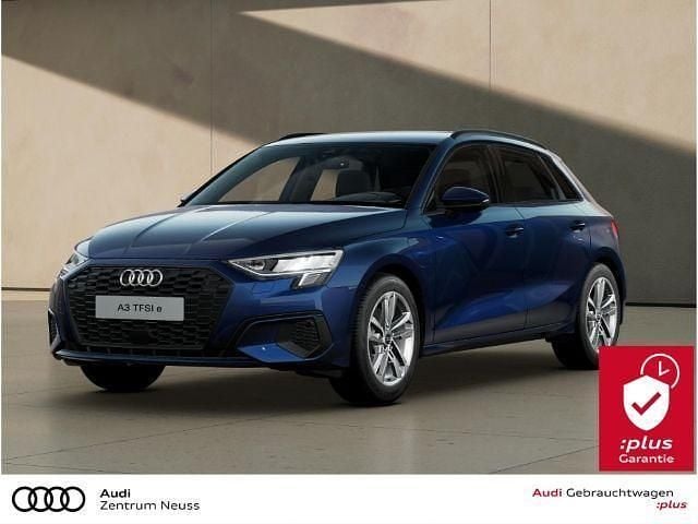 Blau Gebraucht 2024 Audi A3 Sportback e-tron Business Limousine | 32.450 € (Etwas zu teuer) - Bild 1/3