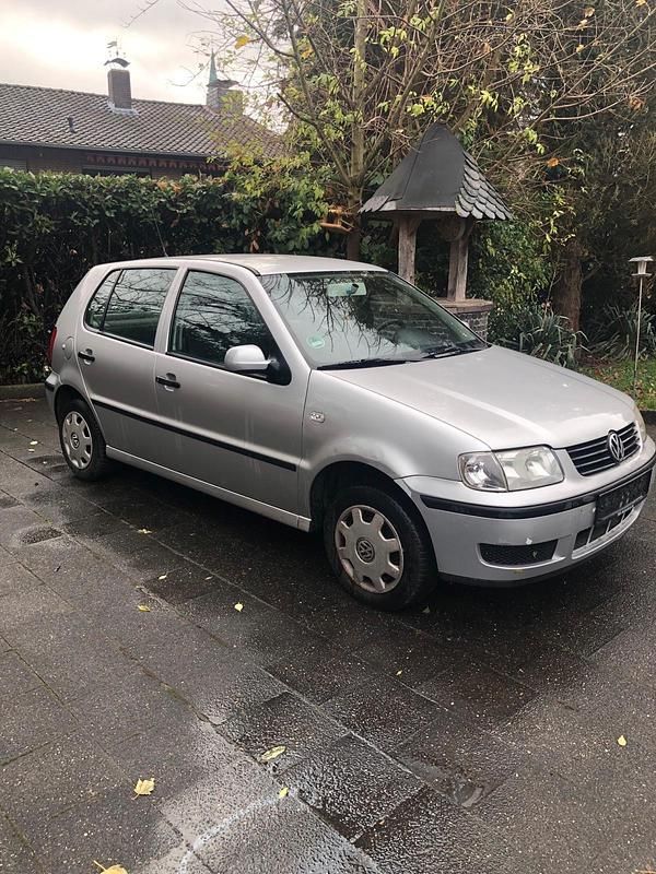 Gebraucht VW Polo 75 PS (55 kW) 2001 Silber Kleinwagen