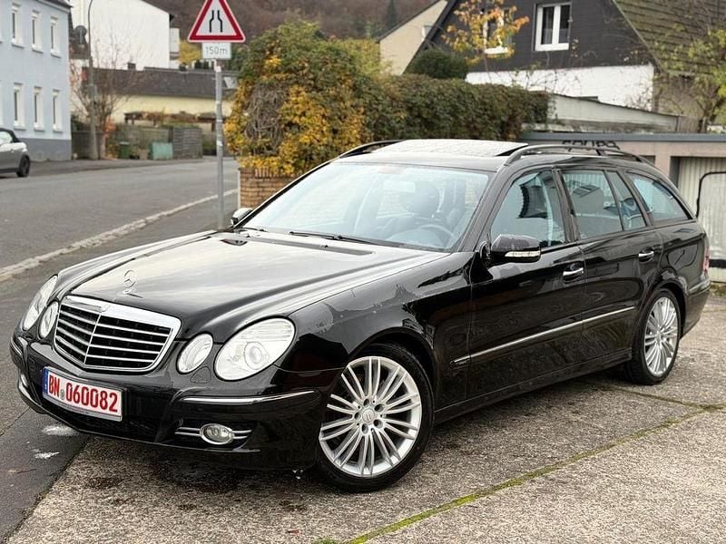 Gebraucht Mercedes E350 272 PS (200 kW) 2007 Schwarz Kombi
