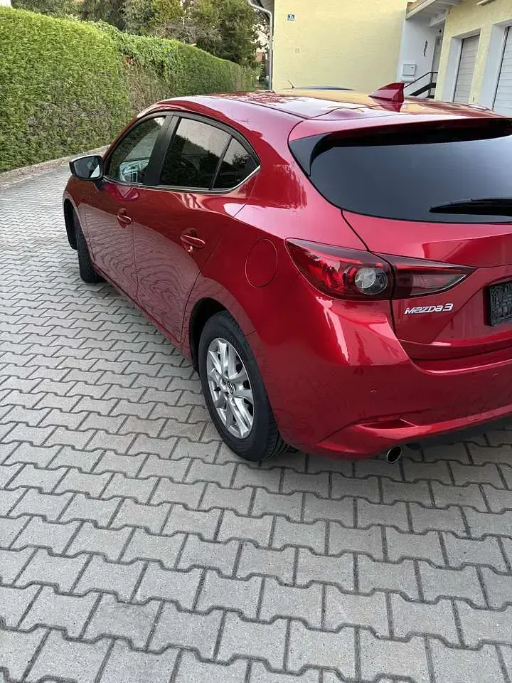 Gebraucht Mazda 3 Center-Line 120 PS (88 kW) 2019 Rot Kleinwagen
