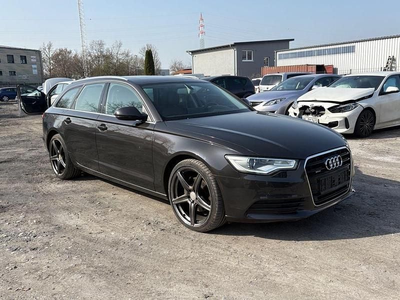 Gebraucht Audi A6 Ambiente 204 PS (150 kW) 2014 Grau Kombi