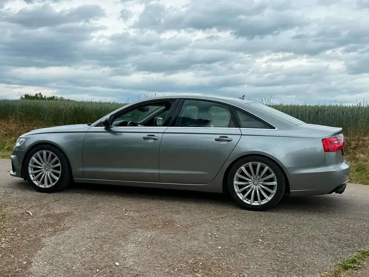 Gebraucht Audi A6 245 PS (180 kW) 2011 Grau Limousine