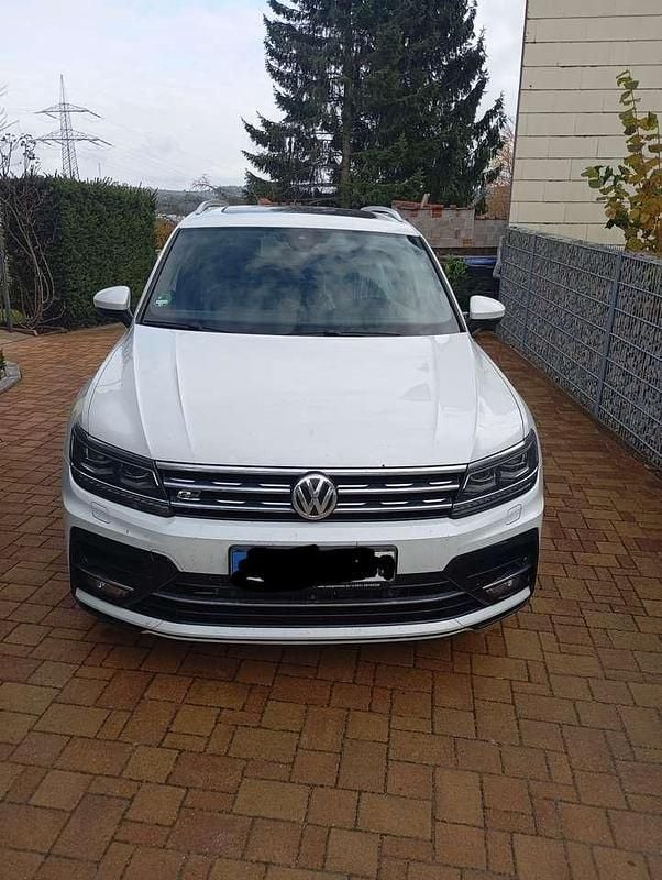 Gebraucht 2020 VW Tiguan Highline SUV | 19.000 € - Bild 1/4
