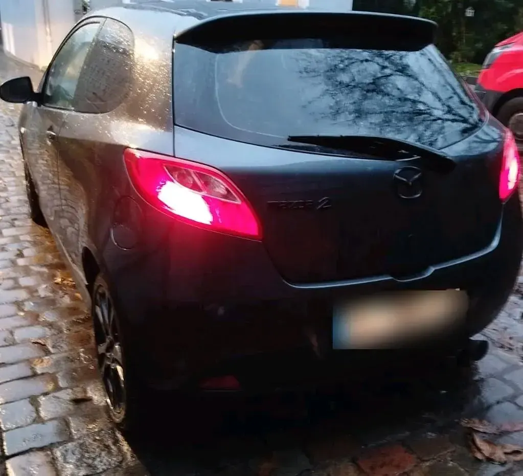 Usata Mazda 2 103 CV (75 kW) 2009 Grigio Utilitaria