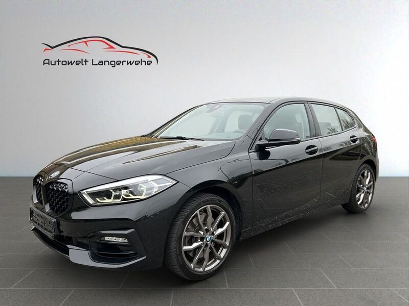 Schwarz Gebraucht 2023 BMW 120 Sport Line Kleinwagen | 24.999 € (Guter Preis) - Bild 1/4