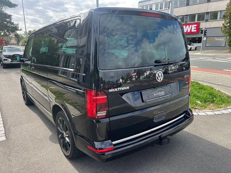 Usata VW Multivan 204 CV (150 kW) 2022 Nero Monovolume