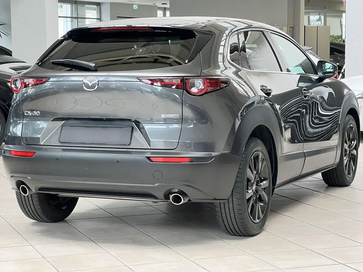 Gebraucht Mazda CX-30 150 PS (110 kW) 2022 Grau metallic SUV
