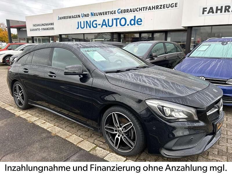 Kosmosschwarz metalliclack Gebraucht 2019 Mercedes CLA200 AMG line Kombi | 16.990 € (Fairer Preis) - Bild 1/4