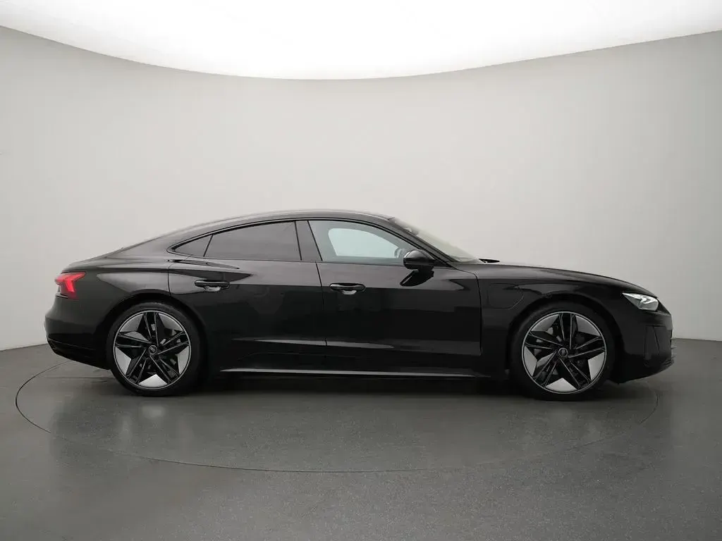 Gebraucht Audi e-tron GT quattro Sport 350 kW (476 PS) 2023 Schwarz Limousine