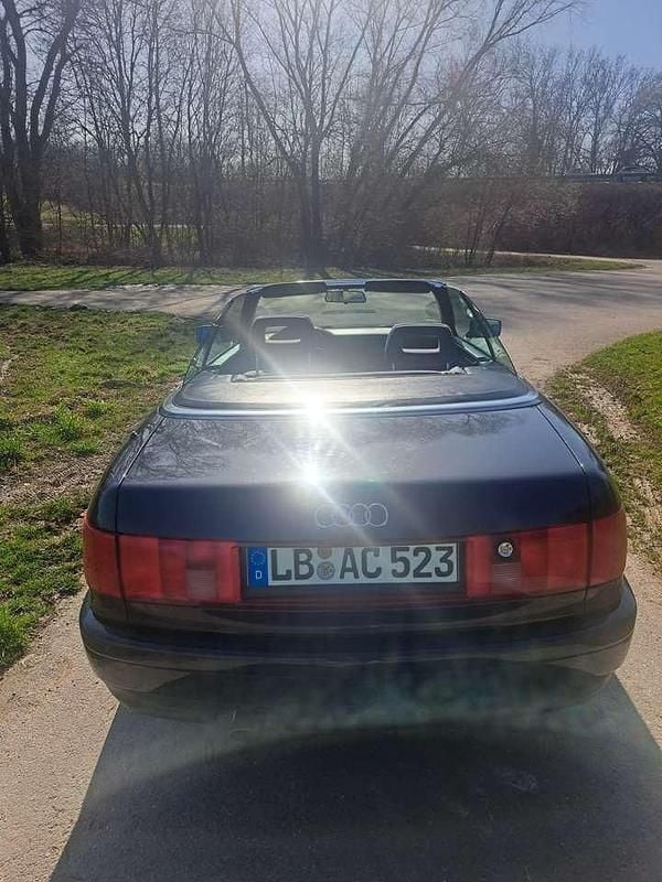 Gebraucht Audi Cabriolet 133 PS (97 kW) 1993 Schwarz Cabrio