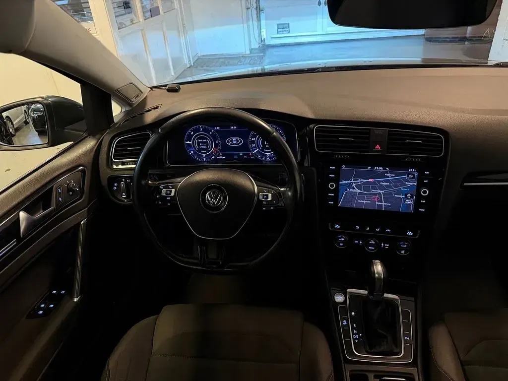 Gebraucht VW Golf VII 116 PS (85 kW) 2017 Grau Kombi