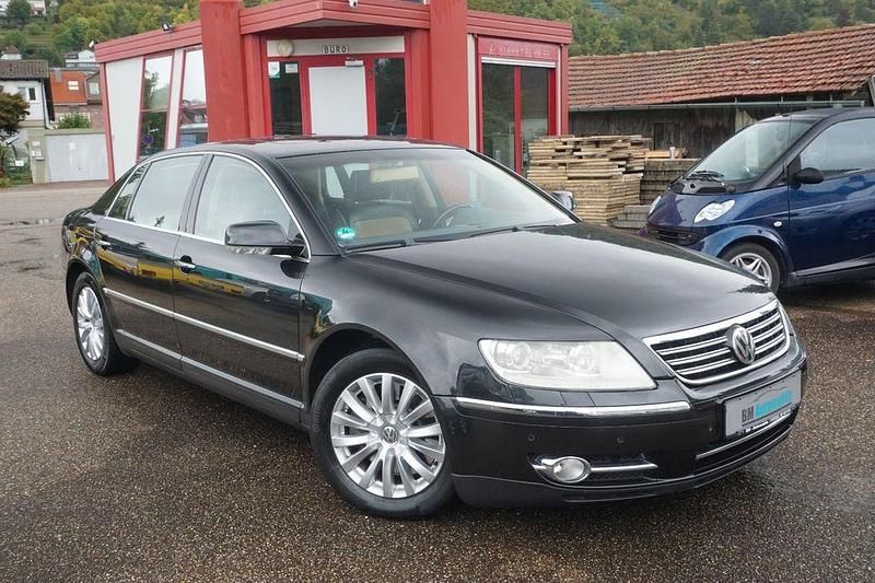 Schwarz Gebraucht 2009 VW Phaeton Individual Limousine | 5.900 € (Fairer Preis) - Bild 1/4