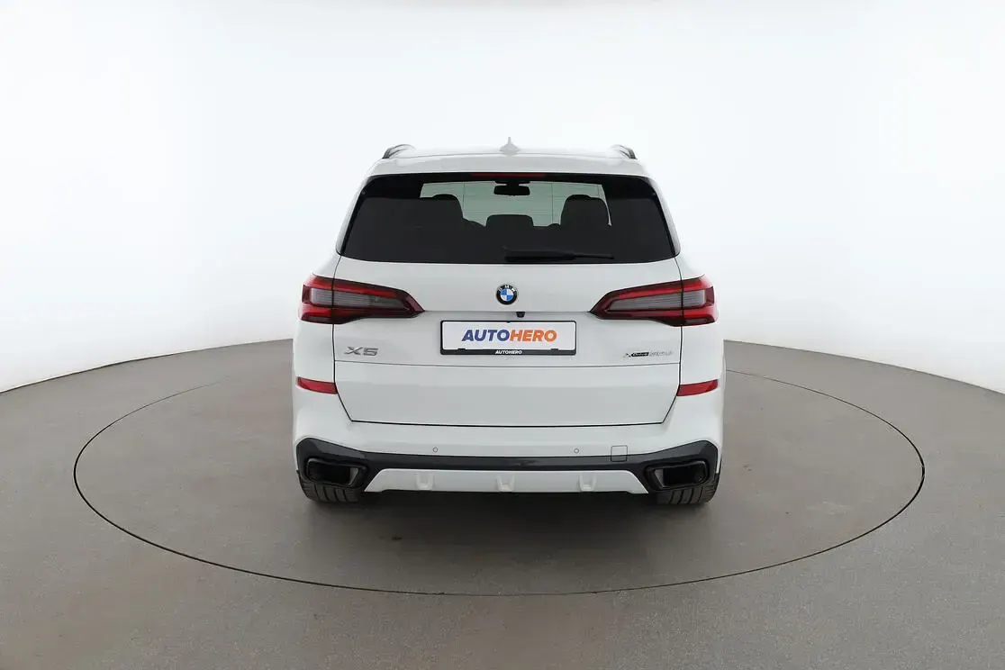 Gebraucht BMW X5 M Sport 286 PS (210 kW) 2023 Weiß SUV