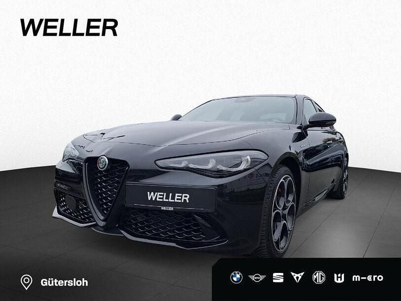 Nero vulcano (schwarz) Gebraucht 2024 Alfa Romeo Giulia Veloce Limousine | 37.490 € (Superpreis) - Bild 1/4