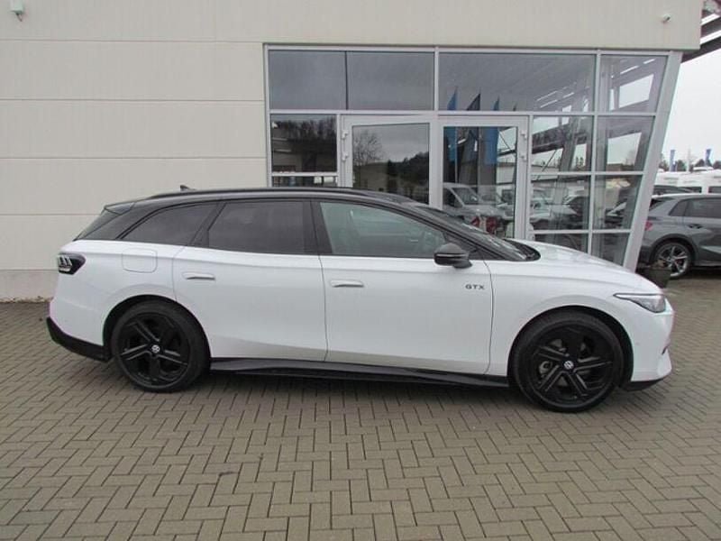 Gebraucht VW ID.7 GTX 250 kW (340 PS) 2025 Weiß Kombi