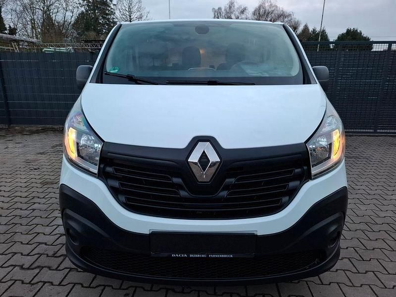 Gebraucht Renault Trafic Komfort 95 PS (69 kW) 2019 Weiß Van / Kleinbus