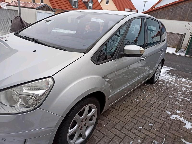 Gebraucht Ford S-MAX S 140 PS (102 kW) 2008 Van / Kleinbus