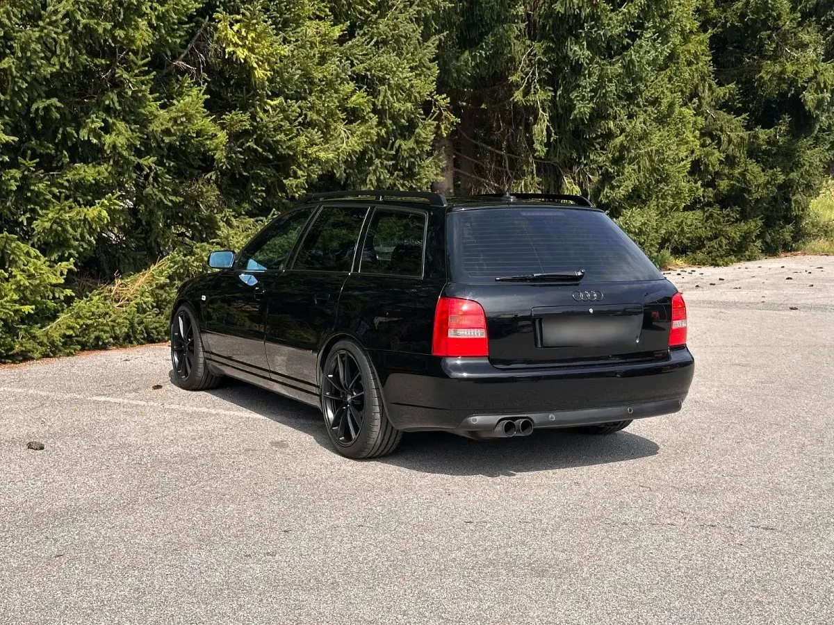 Gebraucht Audi S4 Sport 265 PS (194 kW) 2001 Schwarz Kombi