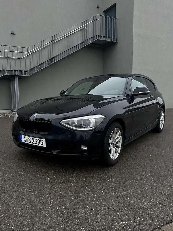 Gebraucht BMW 116 Efficient Dynamics 116 PS (85 kW) 2013 Schwarz Kleinwagen