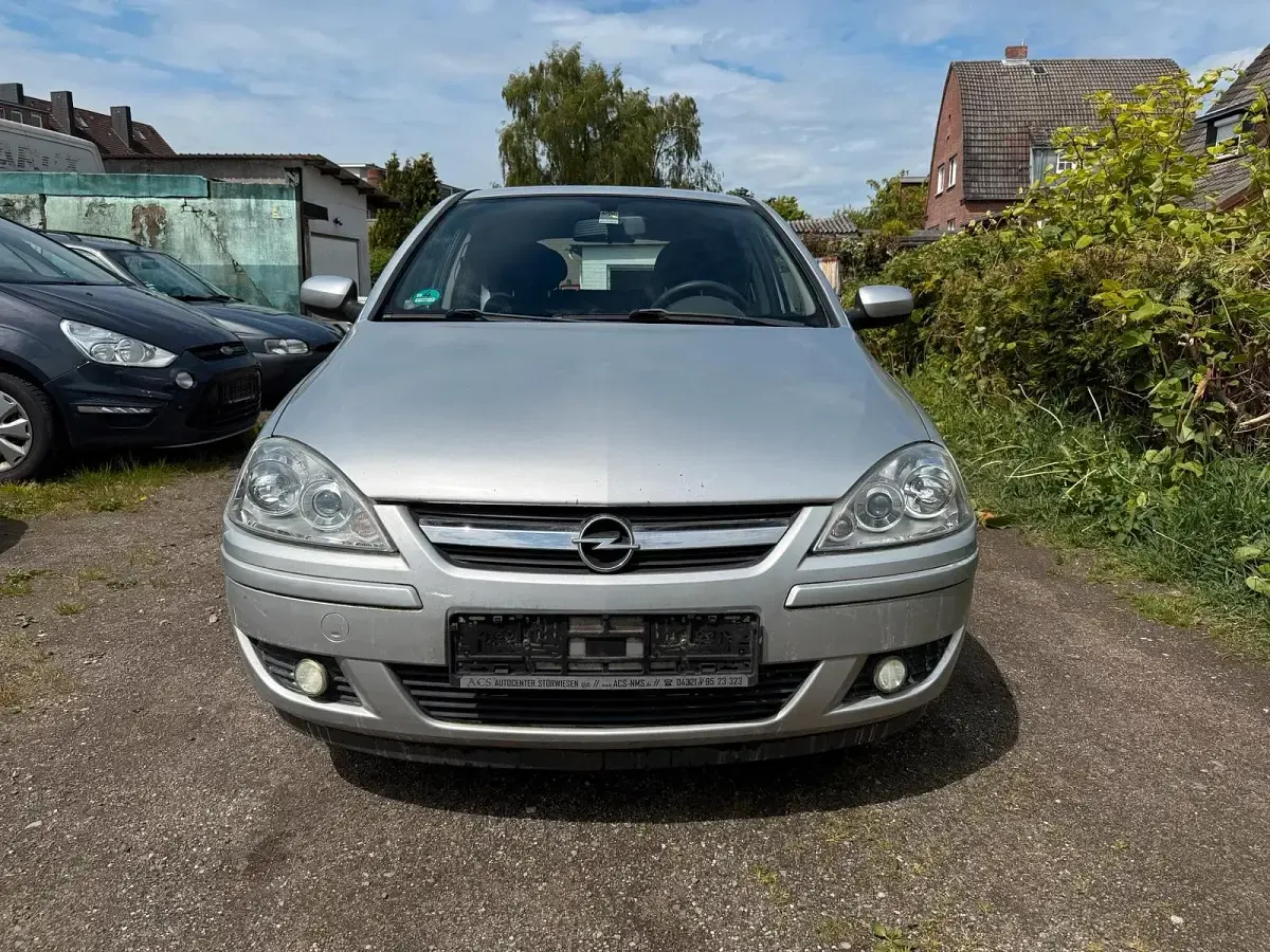 Gebraucht Opel Corsa 80 PS (58 kW) 2006 Silber Kleinwagen