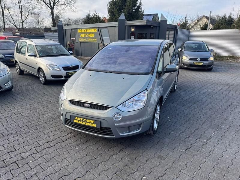 Gebraucht Ford S-MAX Titanium 220 PS (161 kW) 2009 Grau Van / Kleinbus