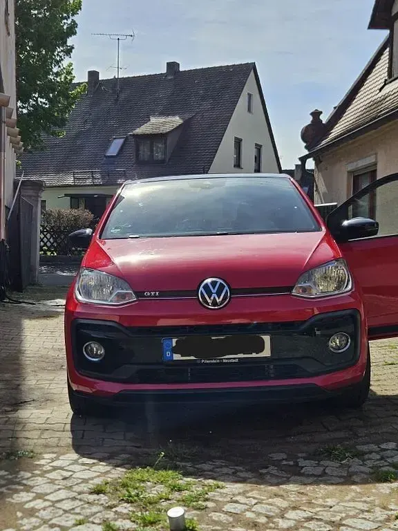 Second-hand VW up! GTI 116 CP (85 kW) 2021 Roșu Hatchback