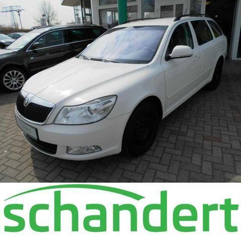 Weiß Gebraucht 2013 Skoda Octavia Ambition Kombi | 16.950 € - Bild 1/4