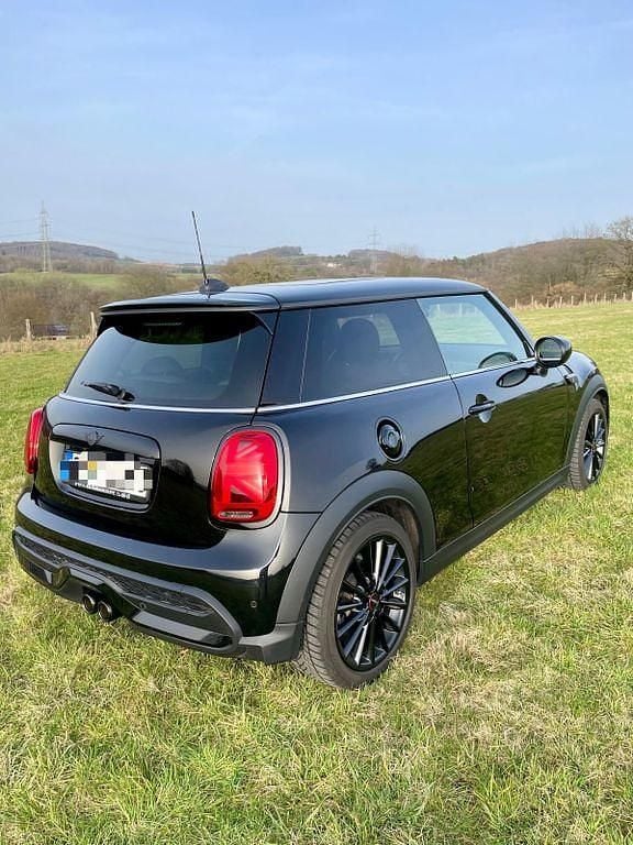 Gebraucht Mini Cooper S Classic 178 PS (130 kW) 2022 Schwarz Kleinwagen
