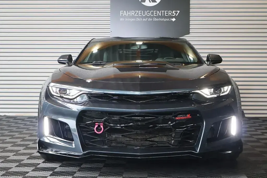 Gebraucht Chevrolet Camaro ZL1 453 PS (333 kW) 2019 Satin steel gray Coupé