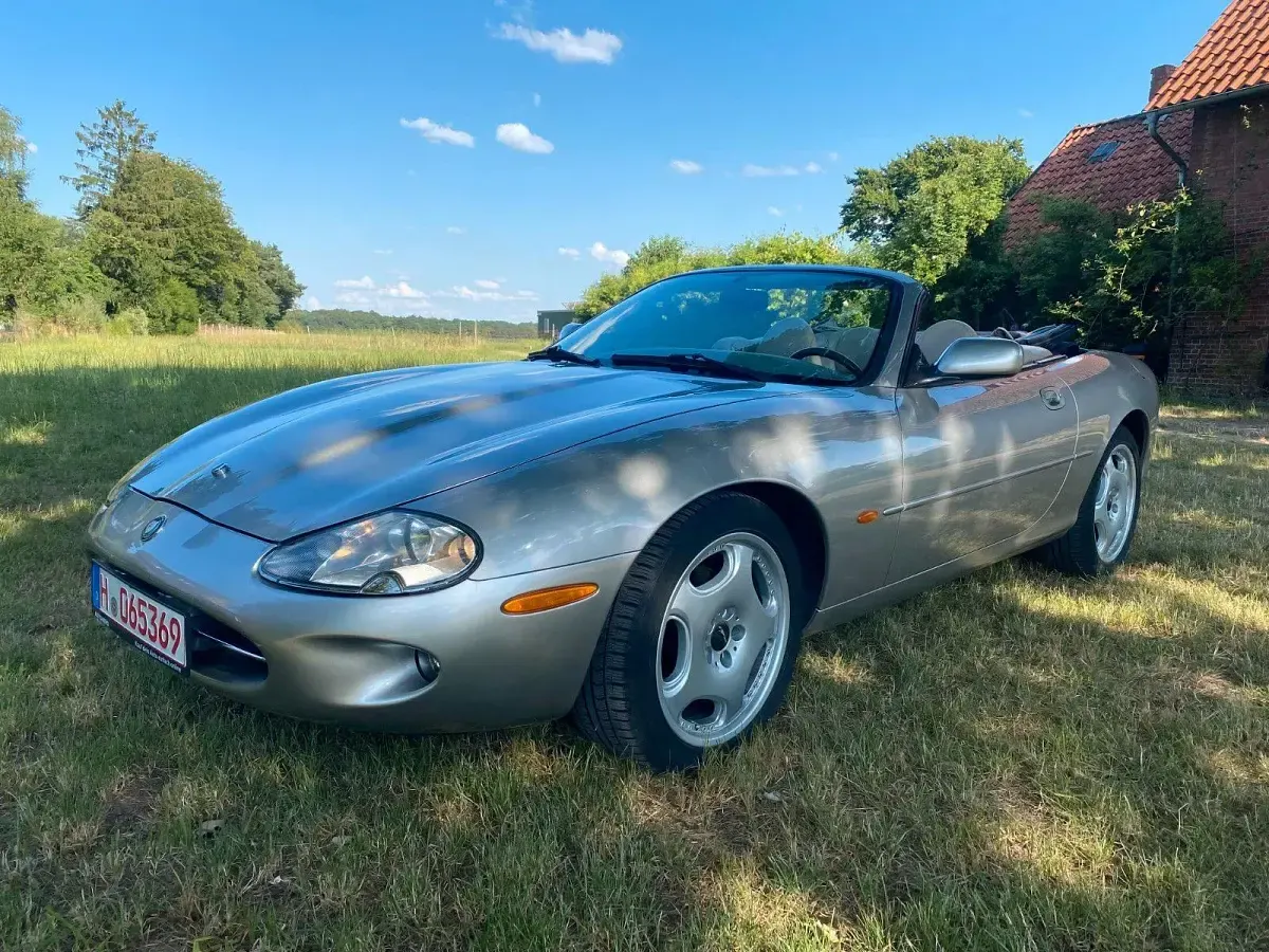 Gebraucht Jaguar XK8 284 PS (208 kW) 1998 Grau Coupé