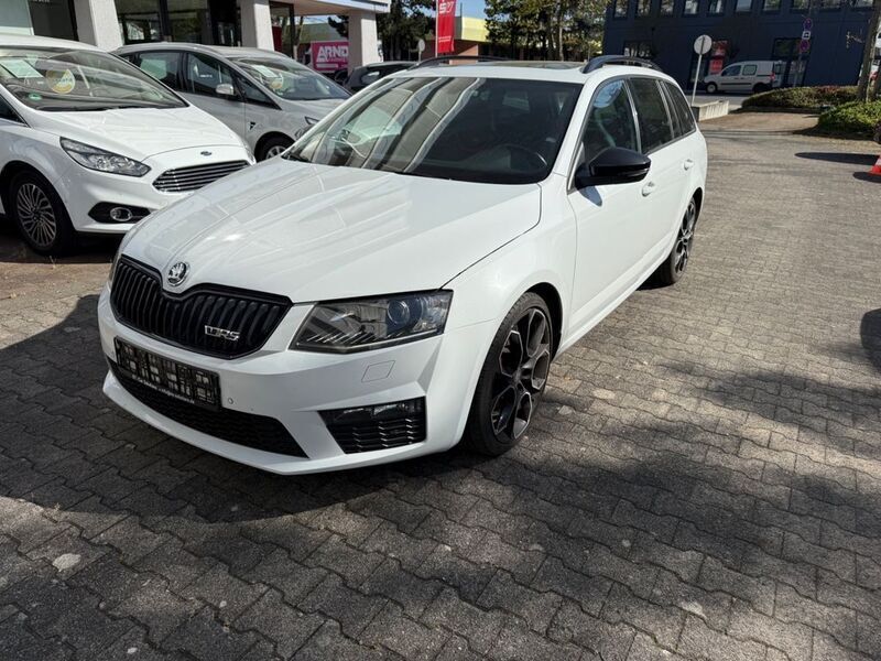 Weiß Gebraucht 2017 Skoda Octavia RS Kombi | 10.990 € (Superpreis) - Bild 1/4