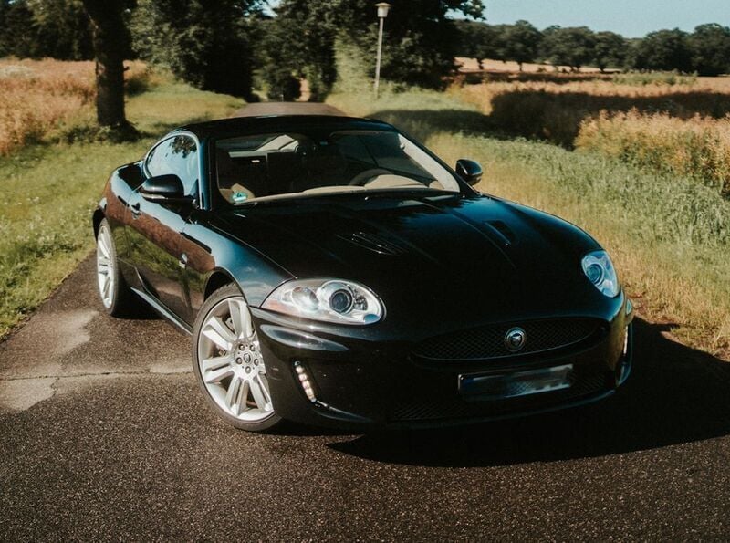 Schwarz Gebraucht 2010 Jaguar XKR Supercharged Coupé | 27.500 € (Superpreis) - Bild 1/4