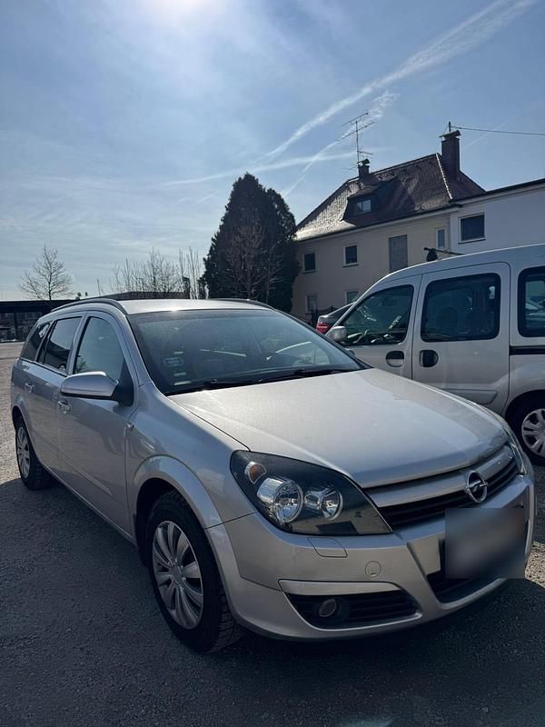 Gebraucht Opel Astra 100 PS (73 kW) 2004 Grau Kombi