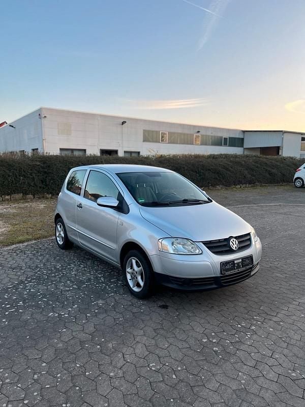 Gebraucht VW Fox 75 PS (55 kW) 2009 Silber Kleinwagen