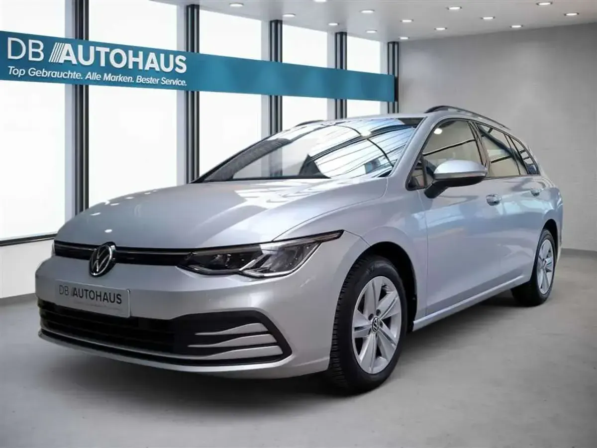 Gebraucht VW Golf VIII Life 110 PS (80 kW) 2022 Kombi