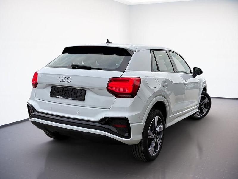 Neu Audi Q2 S-Line 116 PS (85 kW) 2025 Gletscherweiß SUV