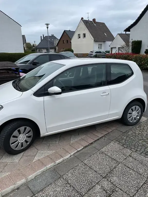 Gebraucht VW up! move up! 60 PS (44 kW) 2019 Weiß Kleinwagen