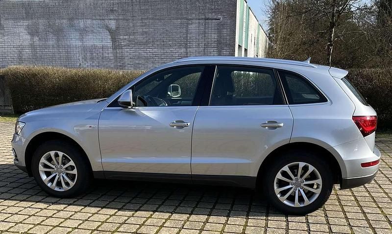 Gebraucht Audi Q5 190 PS (139 kW) 2015 Grau SUV