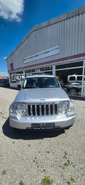 Gebraucht Jeep Cherokee Limited 177 PS (130 kW) 2010 Grau SUV