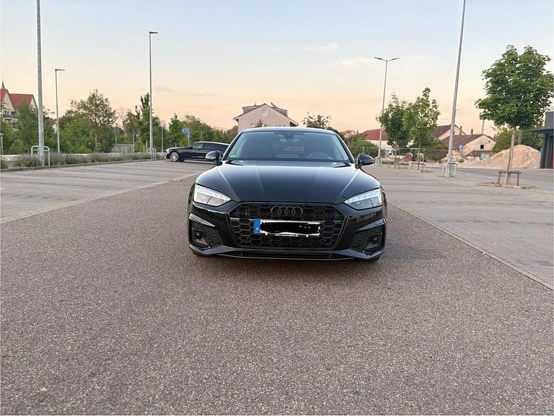 Schwarz Gebraucht 2022 Audi A5 Sportback Limousine | 45.500 € - Bild 1/4