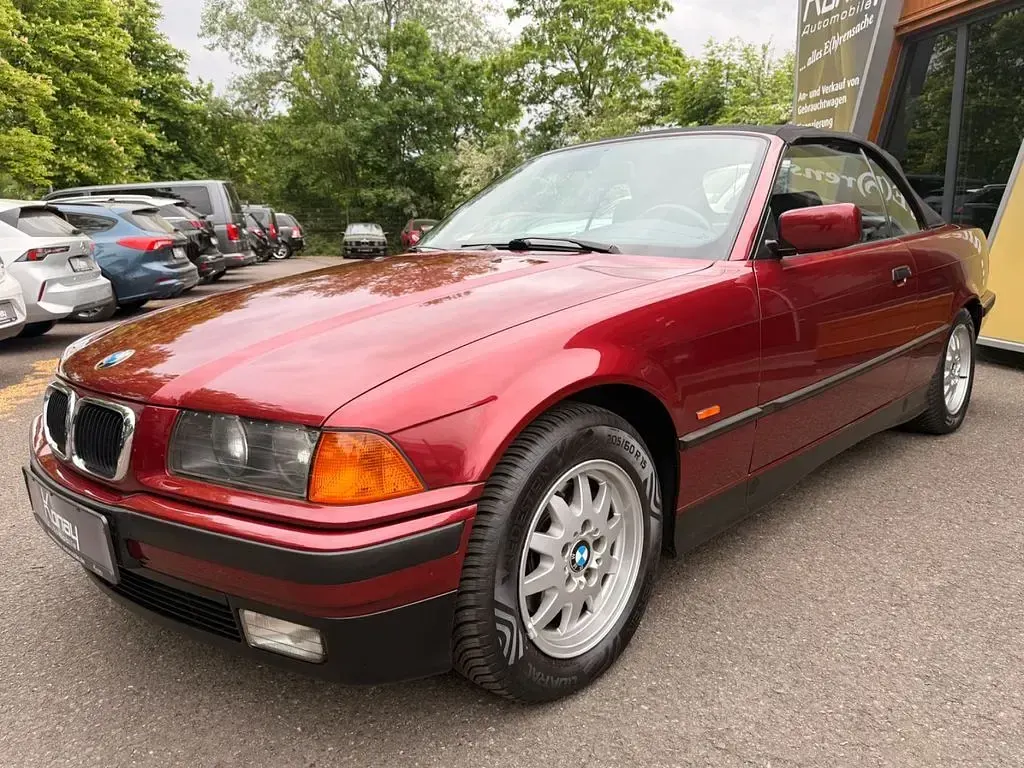 Gebraucht BMW 320 Cabriolet 150 PS (110 kW) 1997 Rot Cabrio