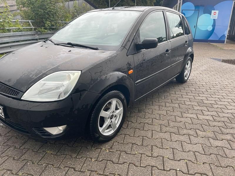 Schwarz Gebraucht 2005 Ford Fiesta Kleinwagen | 850 € (Guter Preis) - Bild 1/4