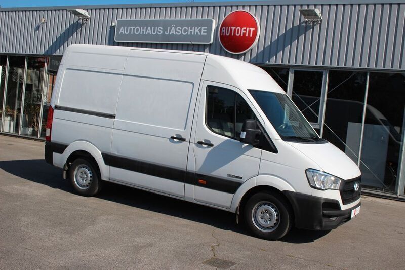 Weiß Gebraucht 2016 Hyundai H 350 Van | 9.999 € (Superpreis) - Bild 1/4