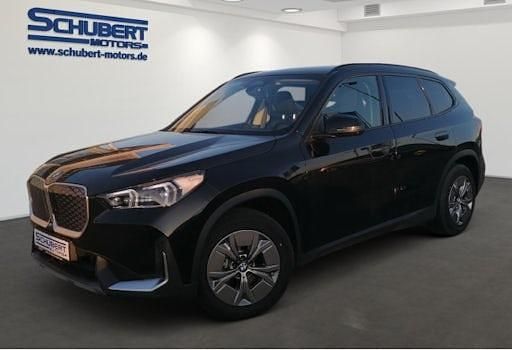 Gebraucht BMW iX1 Performance 150 kW (204 PS) 2025 Schwarz SUV