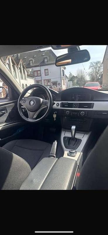 Gebraucht 2010 BMW 318 Kombi | 6.000 € (Etwas zu teuer) - Bild 1/3