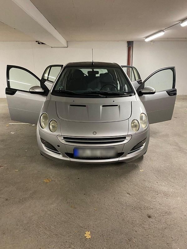 Silber Gebraucht 2005 Smart ForFour Kleinwagen | 650 € (Superpreis) - Bild 1/4