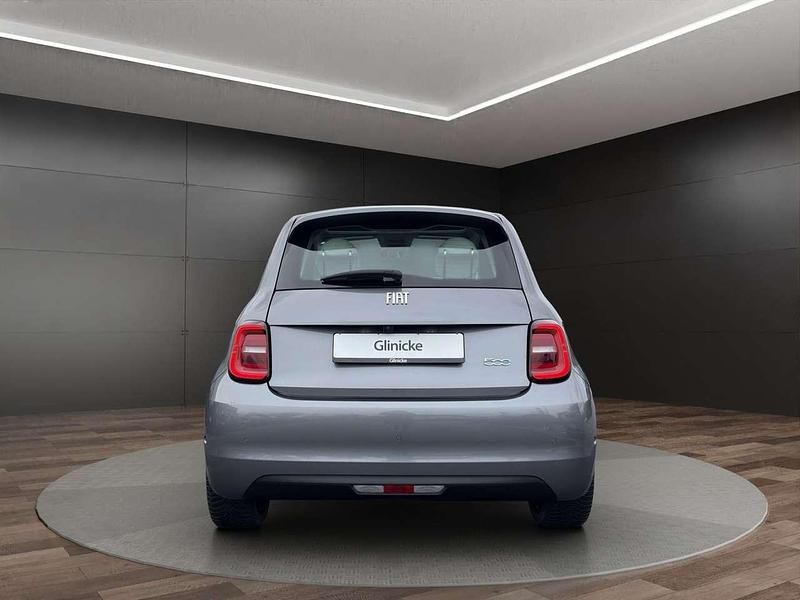 Gebraucht Fiat 500e 42 kW (58 PS) 2022 Grau Kleinwagen