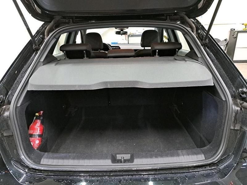 Gebraucht Audi A3 Basis 116 PS (85 kW) 2022 Schwarz Limousine