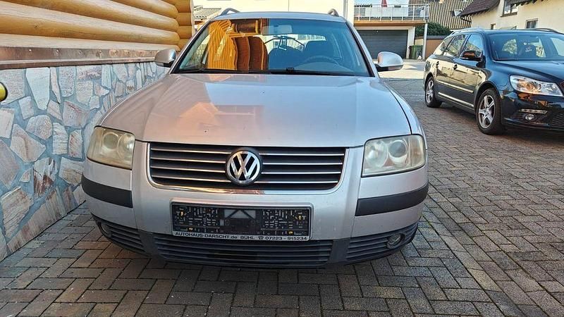 Gebraucht VW Passat Basis 131 PS (96 kW) 2004 Silber Kombi