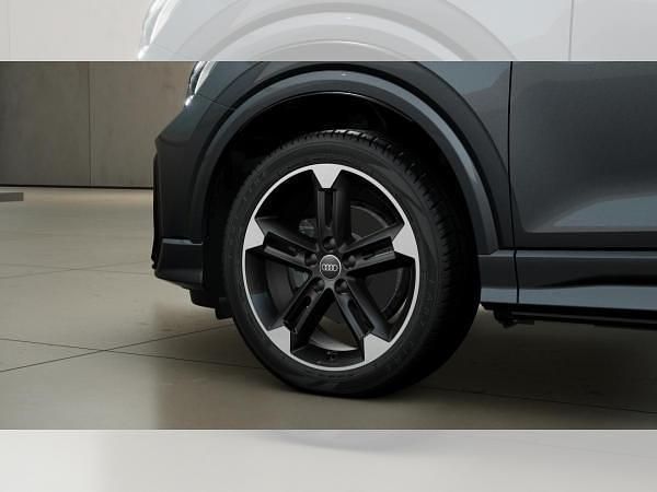 Neu Audi Q2 S-Line 150 PS (110 kW) 2025 Grau SUV